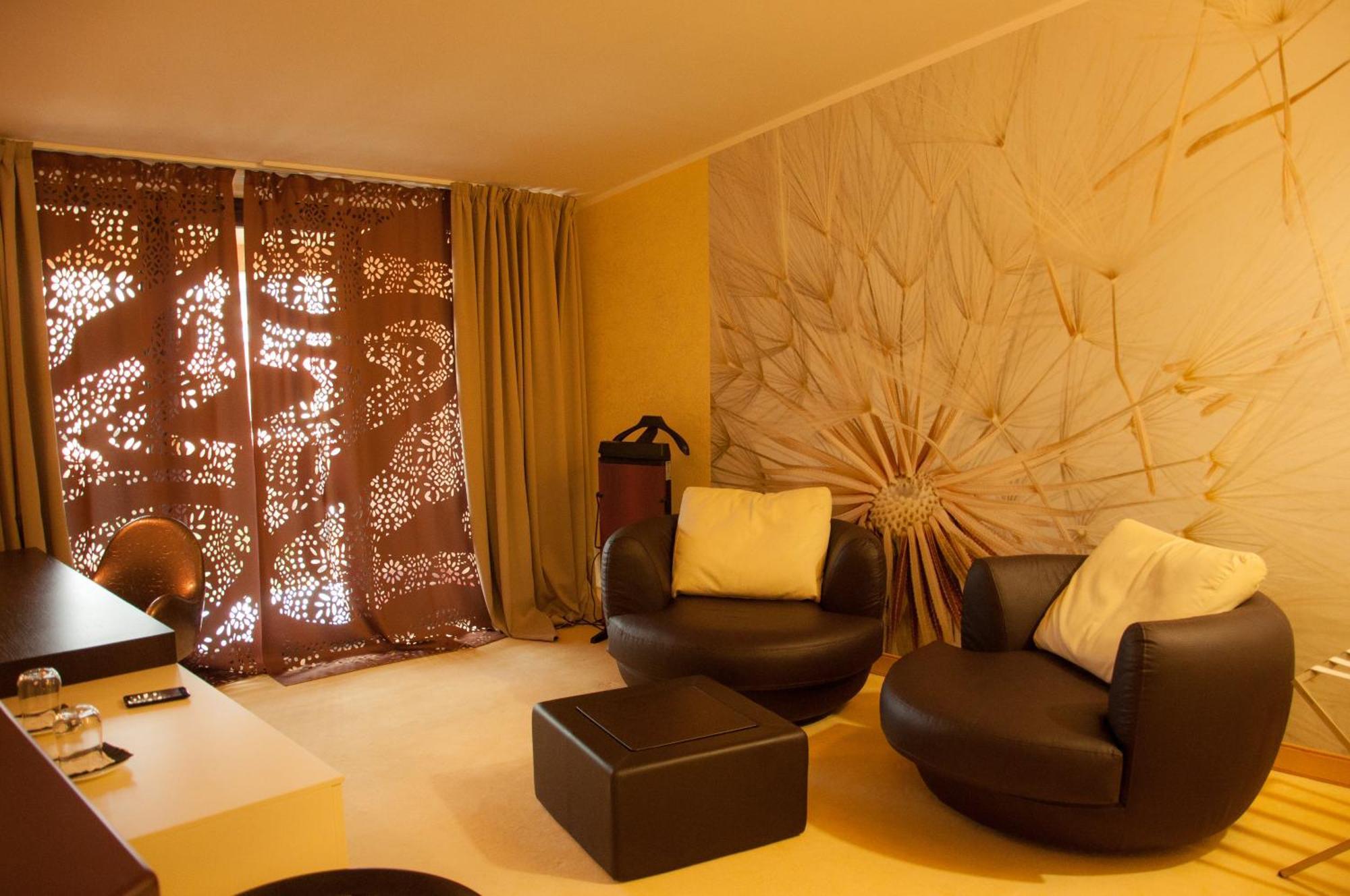 Grand Hotel Paradiso كاتانزارو الغرفة الصورة