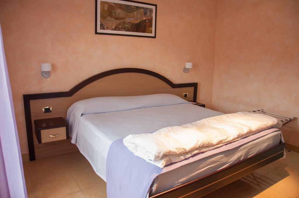 Grand Hotel Paradiso كاتانزارو المظهر الخارجي الصورة